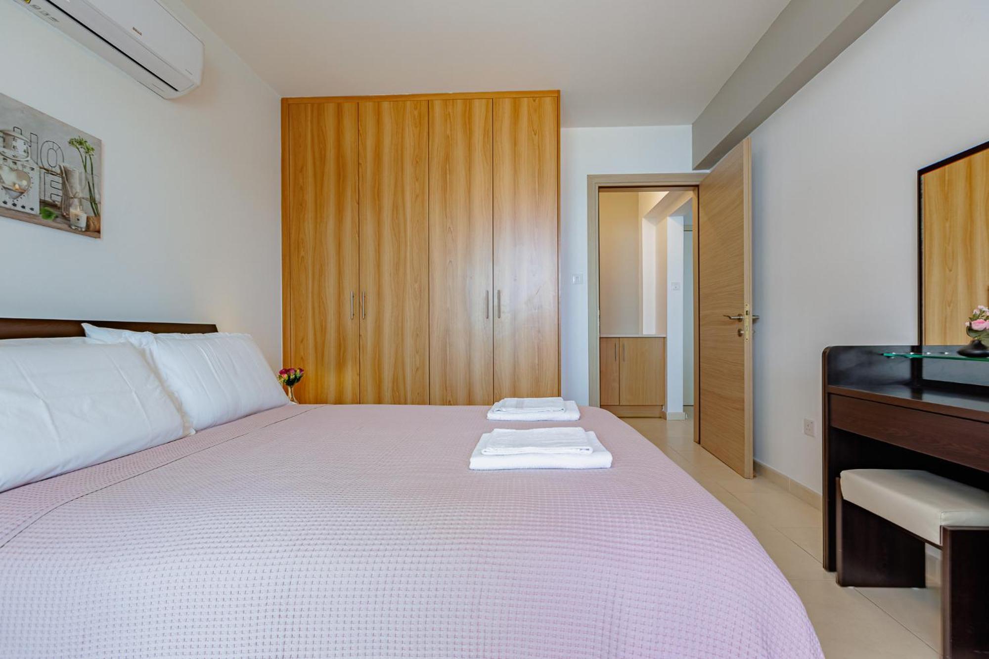 Apartment Stylish One-bedroom Sea Retreat Paralimni
