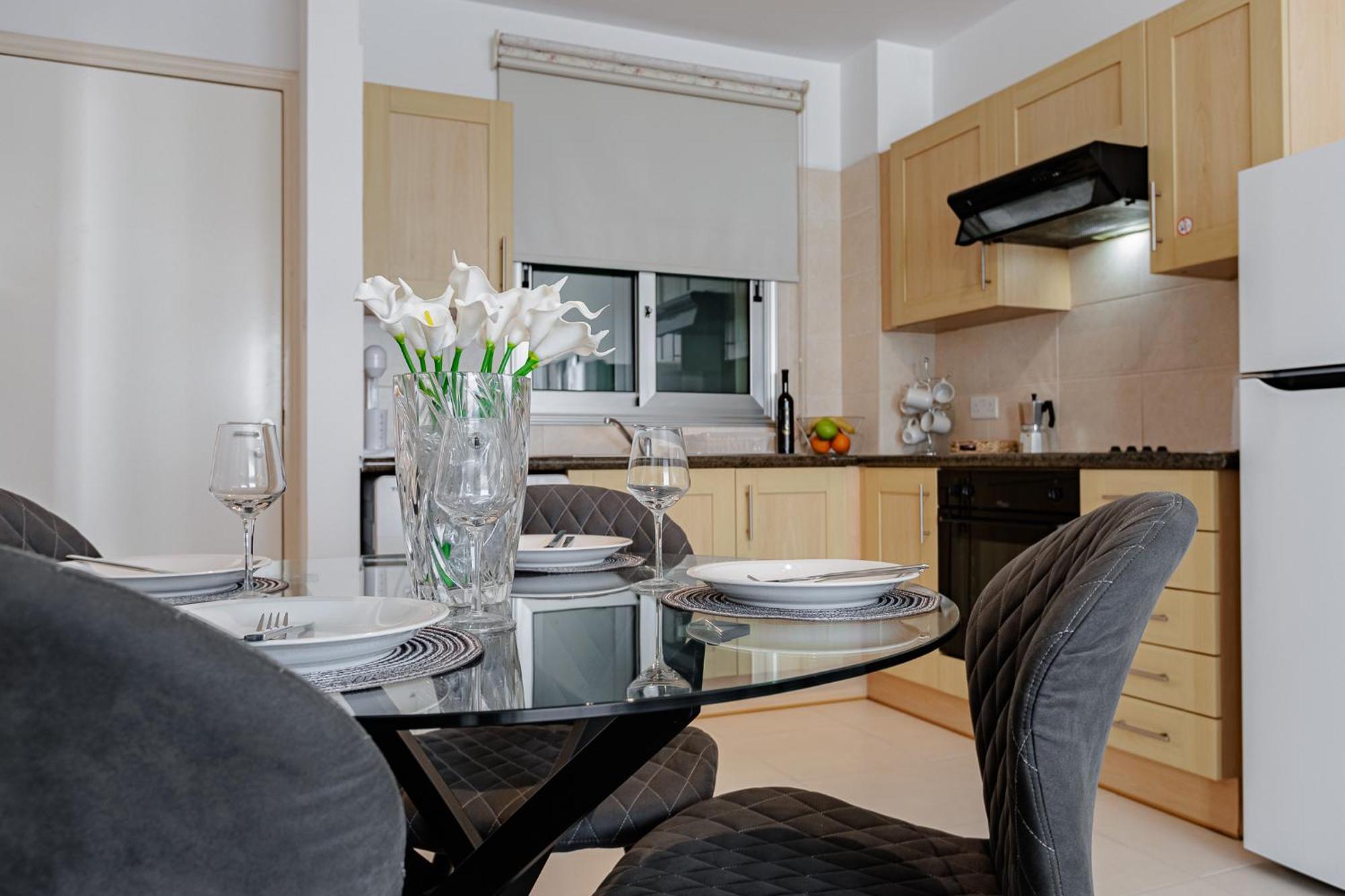 Stylish One-bedroom Sea Retreat * Paralimni